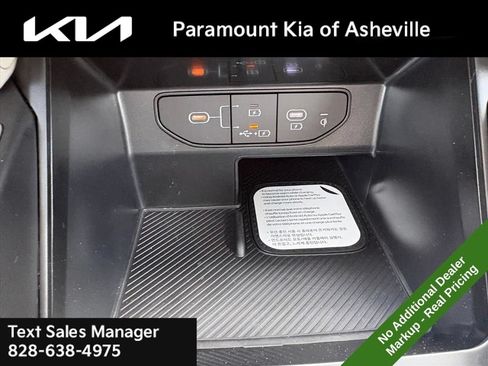 New 2026 Kia Sorento S w/ S Panoramic Sunroof Package FWD image 16