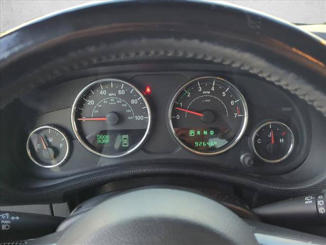 Used 2017 Jeep Wrangler Unlimited Sahara AWD/4WD image 18