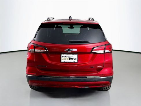 Used 2023 Chevrolet Equinox RS AWD/4WD image 8