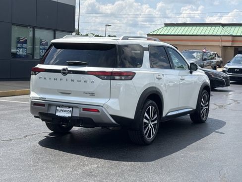 Certified 2024 Nissan Pathfinder Platinum AWD/4WD image 3