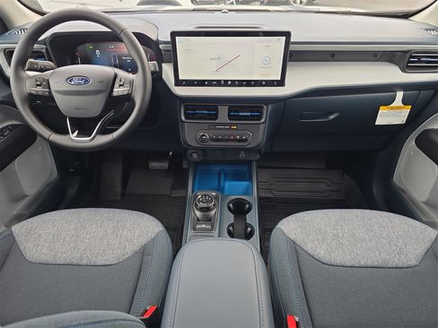 New 2025 Ford Maverick XLT w/ XLT Luxury Package image 8