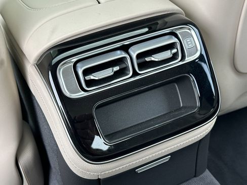 Certified 2022 Mercedes-Benz S 500 4MATIC image 14