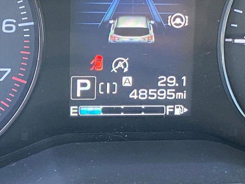 Used 2021 Subaru Crosstrek 2.0i Premium image 12