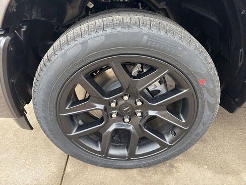 New 2026 RAM 1500 Laramie w/ Night Edition AWD/4WD image 6