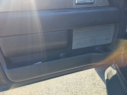 Used 2011 Ford F150 Raptor w/ Raptor Luxury Pkg image 17