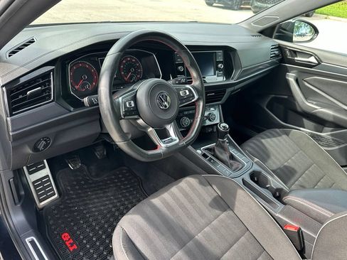 Used 2019 Volkswagen Jetta GLI FWD image 24