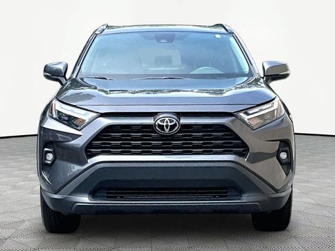 Used 2023 Toyota RAV4 XLE Premium FWD image 4