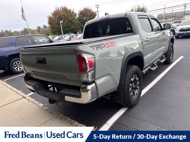Certified 2022 Toyota Tacoma TRD Off-Road AWD/4WD image 7