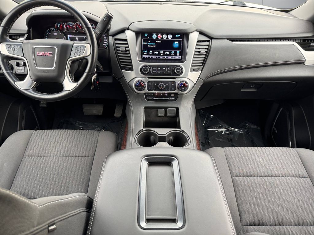 Used 2019 GMC Yukon SLE w/ SLE Value Package AWD/4WD image 12