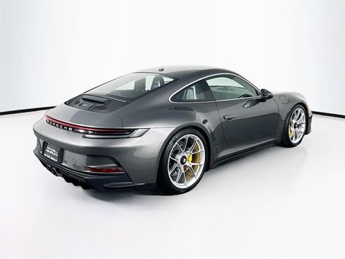 Certified 2022 Porsche 911 GT3 image 9