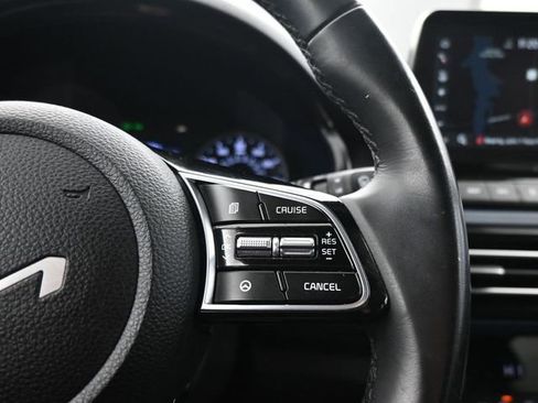 Used 2023 Kia Seltos S w/ Navigation Package image 16