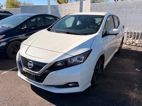 Certified 2022 Nissan Leaf SV Plus FWD image 2