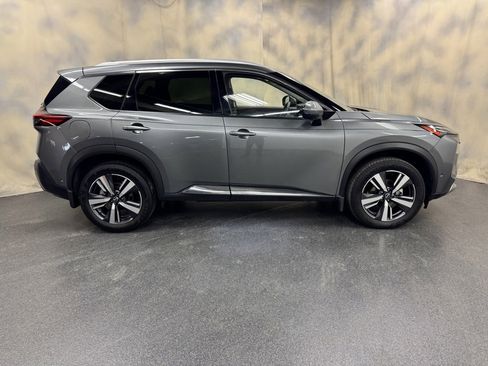 Used 2023 Nissan Rogue Platinum w/ Platinum Premium Package image 9