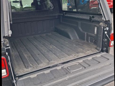 Used 2022 Jeep Gladiator Sport AWD/4WD image 7