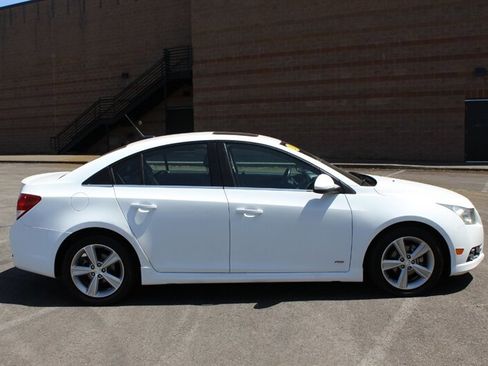 Used 2013 Chevrolet Cruze LT w/ RS Package FWD image 5