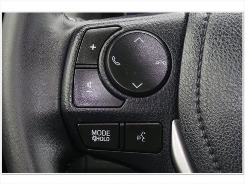 Certified 2016 Toyota RAV4 Limited image 40