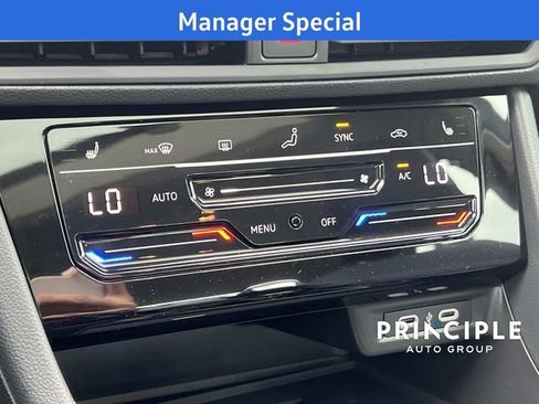 New 2026 Volkswagen Jetta SE FWD image 21