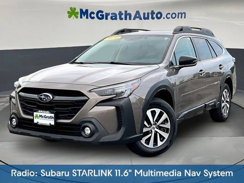 Used 2024 Subaru Outback Premium AWD/4WD image 3