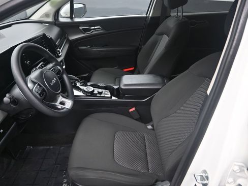 Certified 2023 Kia Sportage LX image 14