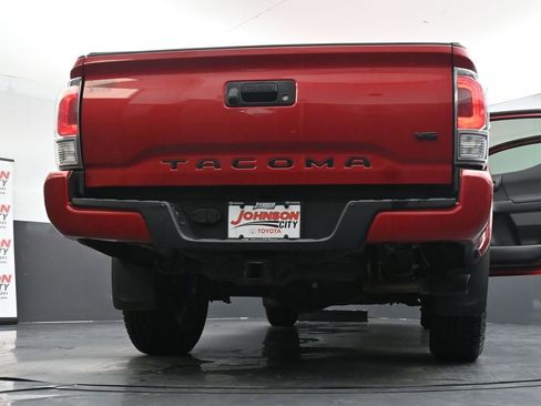 Used 2023 Toyota Tacoma TRD Sport w/ Black Out Package (TMS) image 44