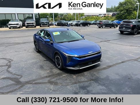 Certified 2025 Kia K4 GT-Line Turbo FWD image 7