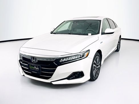 Used 2021 Honda Accord EX image 3