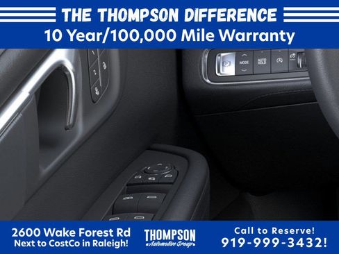 New 2026 Buick Enclave Sport Touring w/ Power Package FWD image 25