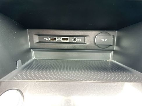 Used 2019 Volkswagen Tiguan SEL Premium R-Line AWD/4WD image 36