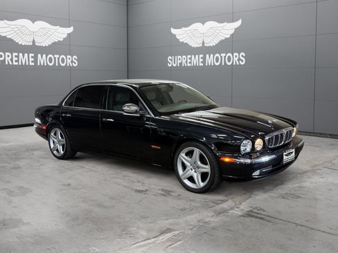 Used 2005 Jaguar XJ8 RWD image 7