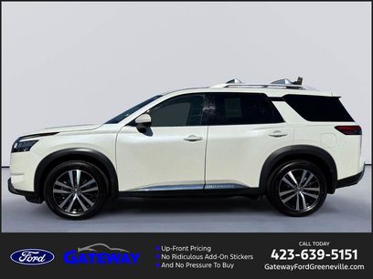 Used 2024 Nissan Pathfinder Platinum