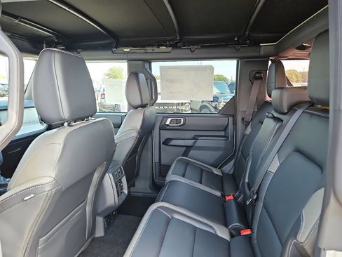 New 2026 Ford Bronco Outer Banks AWD/4WD image 19