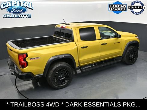 Used 2024 Chevrolet Colorado Trail Boss w/ LPO, Dark Essentials Package AWD/4WD image 30