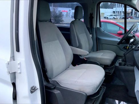Used 2017 Ford Transit 350 XLT image 8