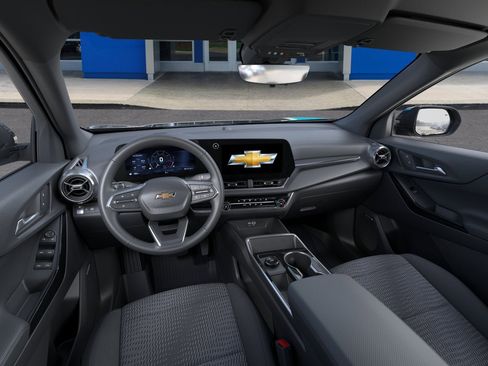 New 2026 Chevrolet Equinox LT FWD image 39