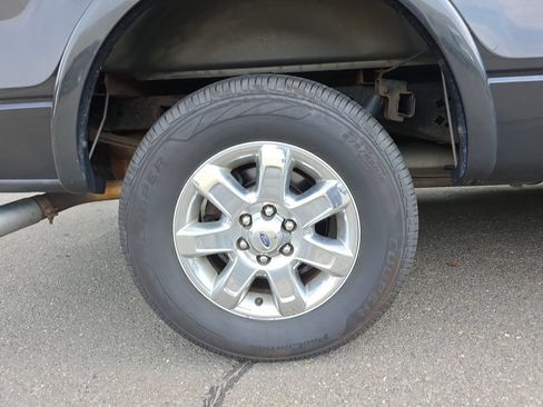 Used 2014 Ford F150 Lariat w/ Equipment Group 502A Luxury AWD/4WD image 11