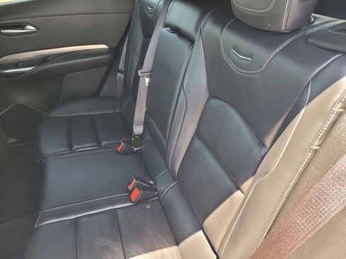 Used 2024 Cadillac XT4 Premium Luxury FWD image 15