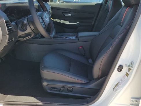 New 2026 Nissan Sentra SR FWD image 6