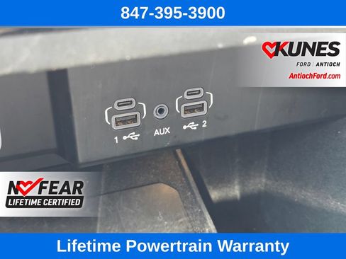 Used 2024 Jeep Wagoneer L Series II w/ Flexible Seating Group AWD/4WD image 53