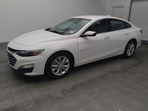 Used 2024 Chevrolet Malibu LT image 2