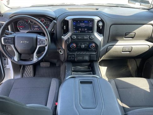 Used 2021 Chevrolet Silverado 1500 LT Trail Boss w/ Bed Protection Package AWD/4WD image 11