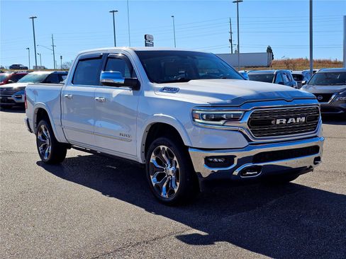 Used 2022 RAM 1500 Limited AWD/4WD image 6