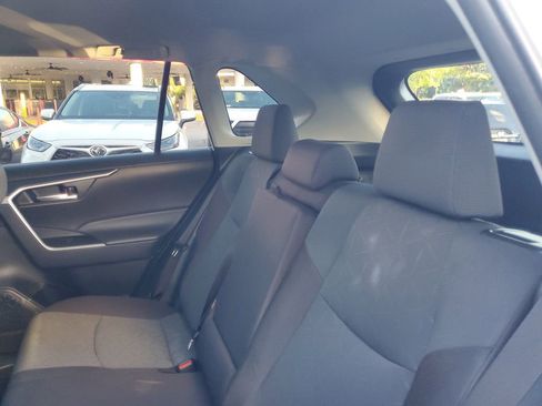 Used 2024 Toyota RAV4 XLE w/ Convenience Package image 13