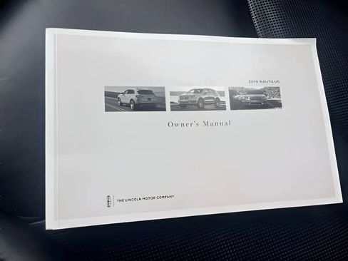 Used 2019 Lincoln Nautilus Select image 28