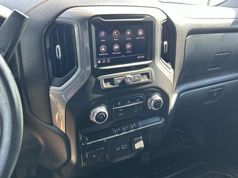 Used 2021 GMC Sierra 2500 4x4 Crew Cab w/ Gooseneck/5TH Wheel Package image 26