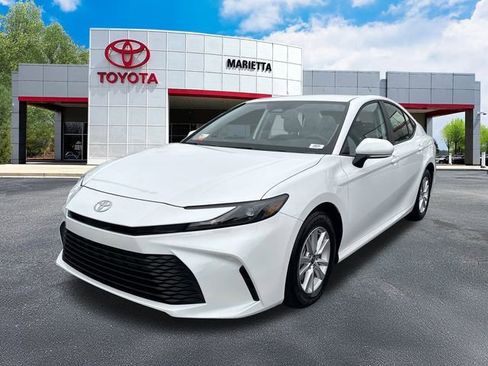 Certified 2025 Toyota Camry LE image 25