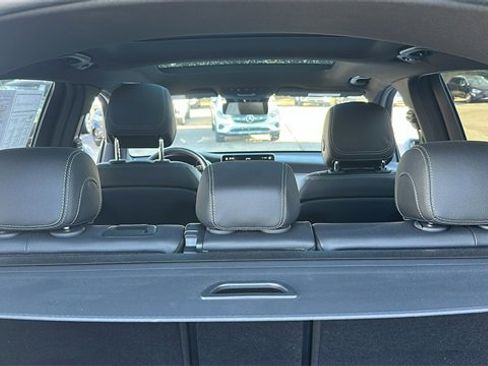 Certified 2022 Mercedes-Benz GLC 300 4MATIC image 37