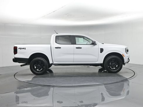 New 2026 Ford Ranger XLT w/ Black Appearance Package AWD/4WD image 23