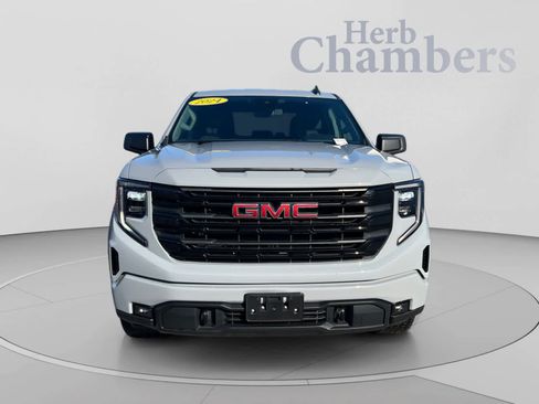Used 2024 GMC Sierra 1500 Elevation AWD/4WD image 2