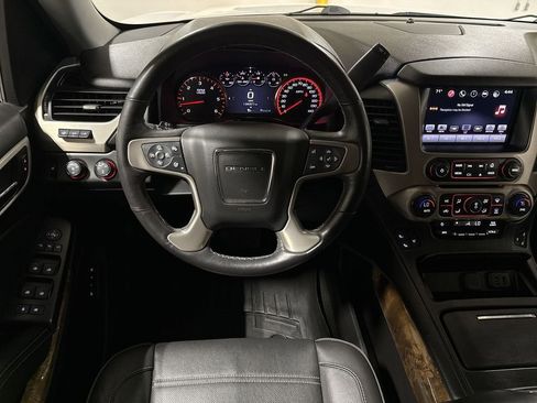 Used 2016 GMC Yukon Denali w/ Open Road Package AWD/4WD image 11