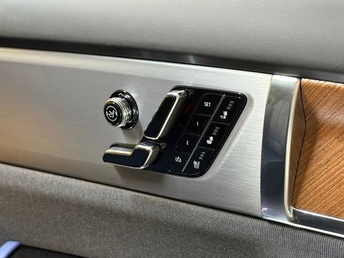 New 2026 Cadillac Vistiq Premium Luxury AWD/4WD image 52